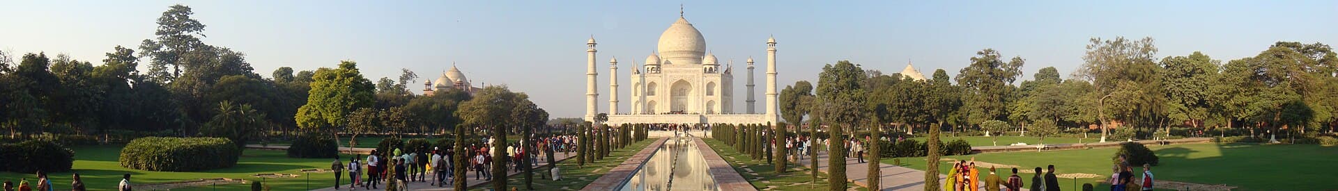 Panoramic View of Taj Mahal
