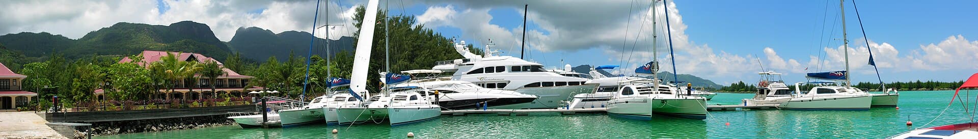 Seychelles, port at Hotel Wharf